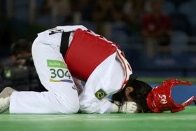 julia_vasconcelos_dos_santos_taekwondo